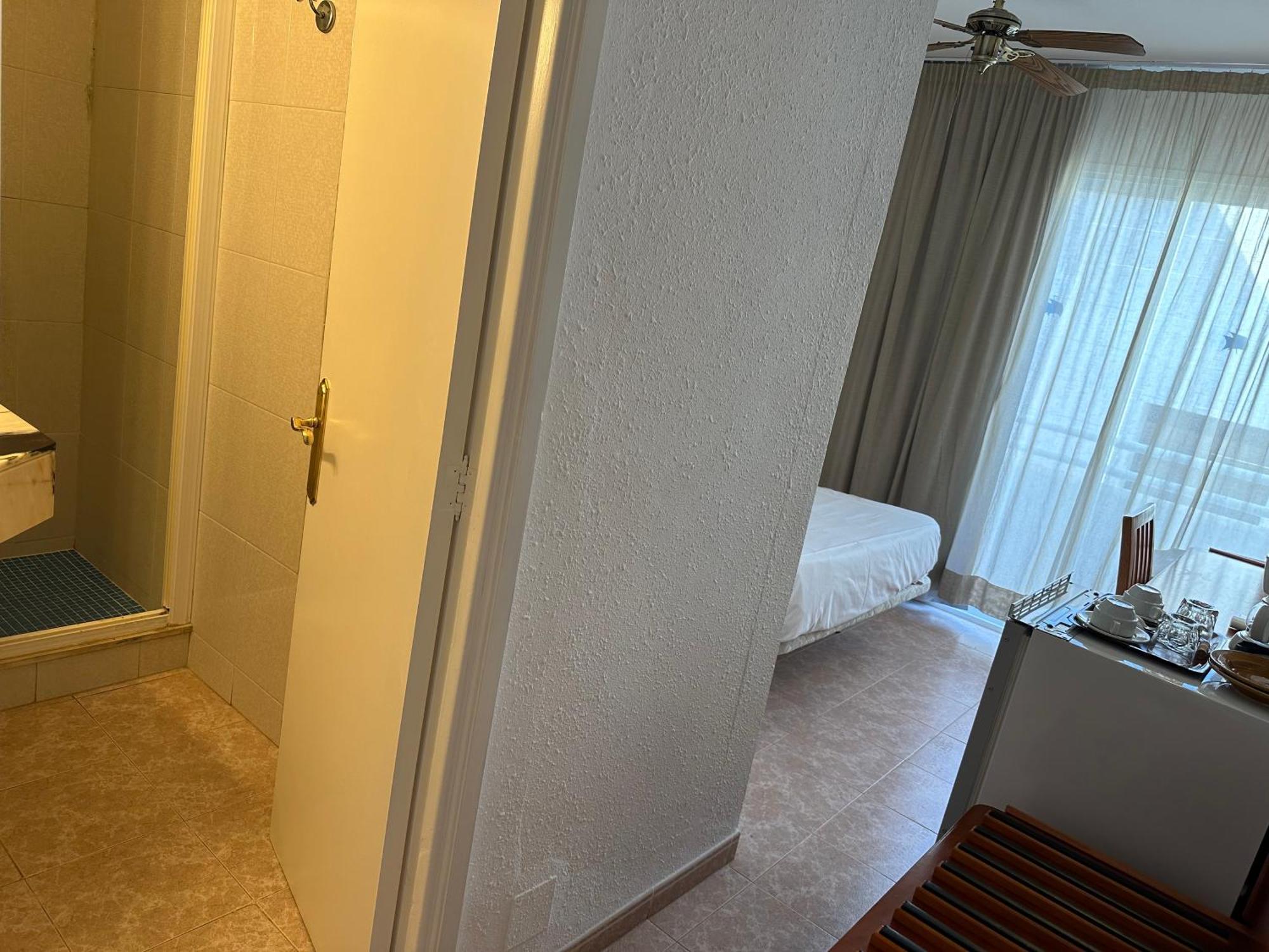Hostal De La Caravel-La Cala D´Or Екстериор снимка